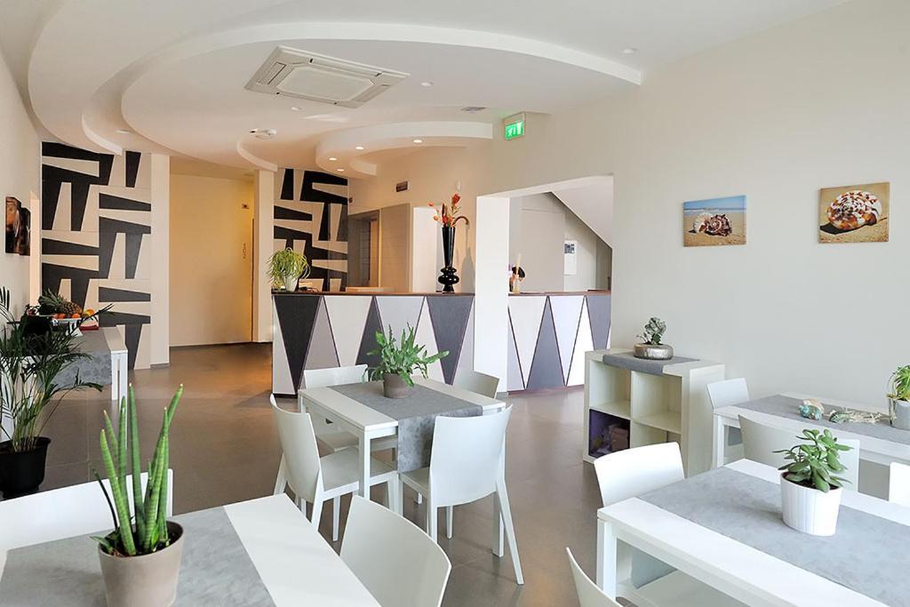 Hotel & Residence Cavalluccio Marino ريميني المظهر الخارجي الصورة