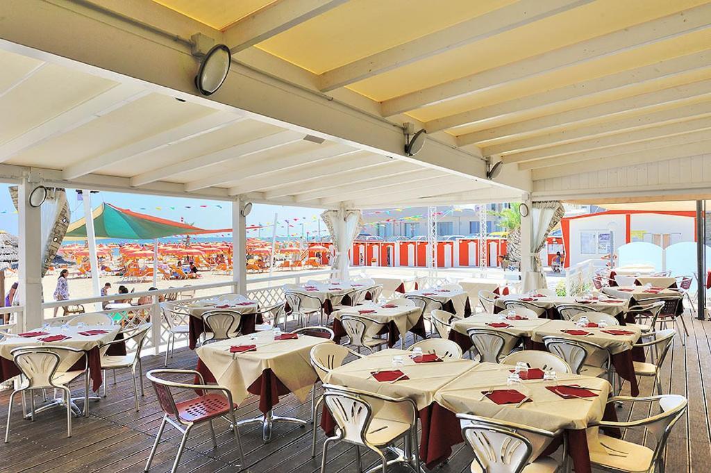 Hotel & Residence Cavalluccio Marino ريميني المظهر الخارجي الصورة