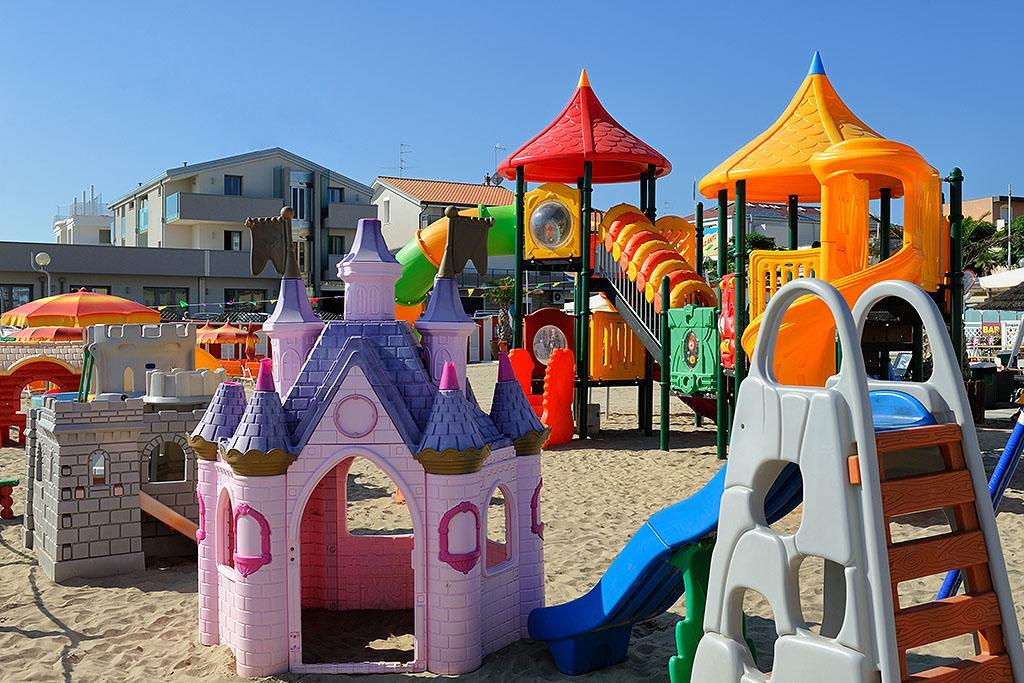 Hotel & Residence Cavalluccio Marino ريميني المظهر الخارجي الصورة