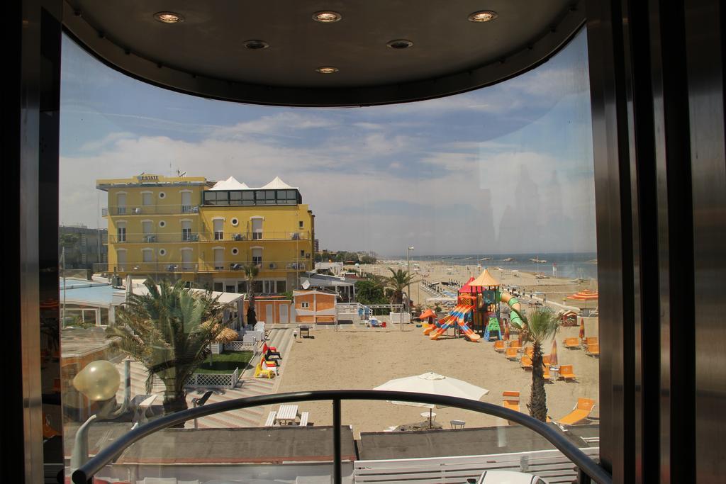 Hotel & Residence Cavalluccio Marino ريميني المظهر الخارجي الصورة